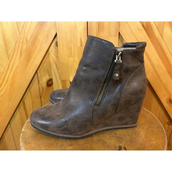 SOUL Naturalizer Women's Haley Ankle Boot, Brown Nubuck, Size 8.5M Wedge Zip Up - Picture 3 of 7